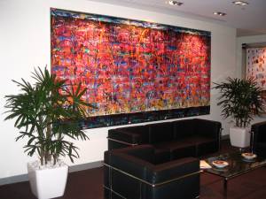   &raquo; Click to zoom ->